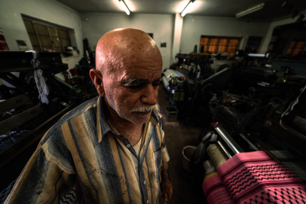 L'ultima fabbrica di Kufiya in Palestina