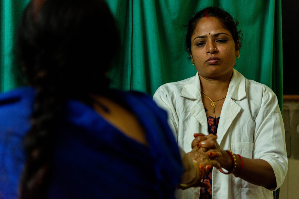 Sambhavna Trsut CLinic Panchakarma treatment. Ph. Credit: Claudio Avella